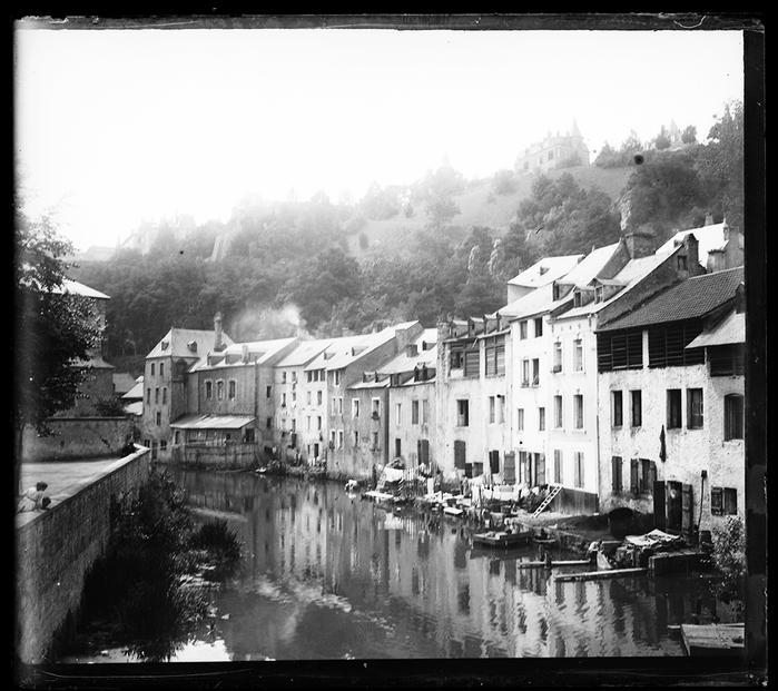 Luxembourg. Vue prise d'un pont